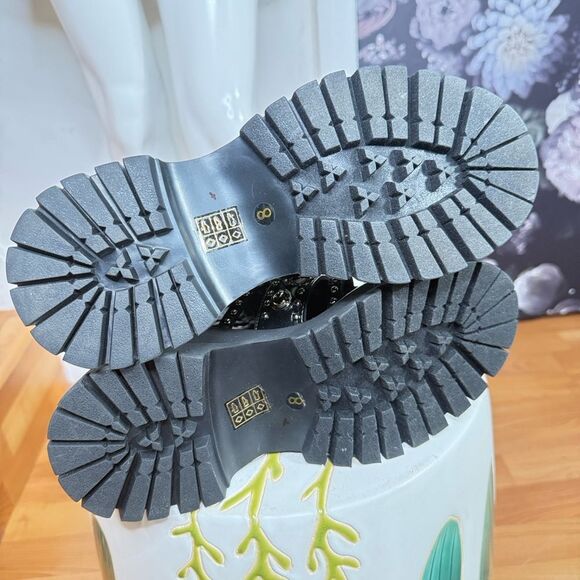 Jeffrey Campbell Black and Silver Gladiator Sandals/ size 8 - Picture 8 of 11